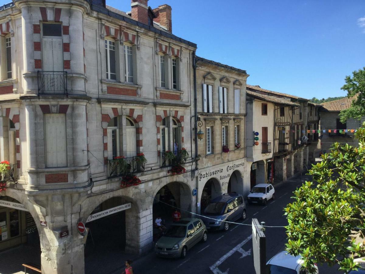 Le Grand Appartement Sainte-Foy-la-Grande Exterior photo