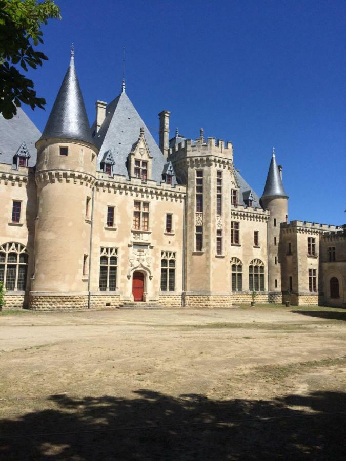 Le Grand Appartement Sainte-Foy-la-Grande Exterior photo